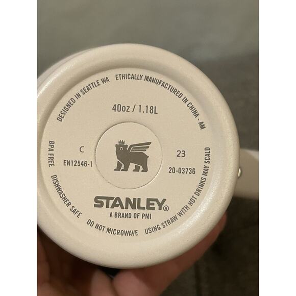 Stanley Light Pink 40 oz Mug - Picture 4 of 8